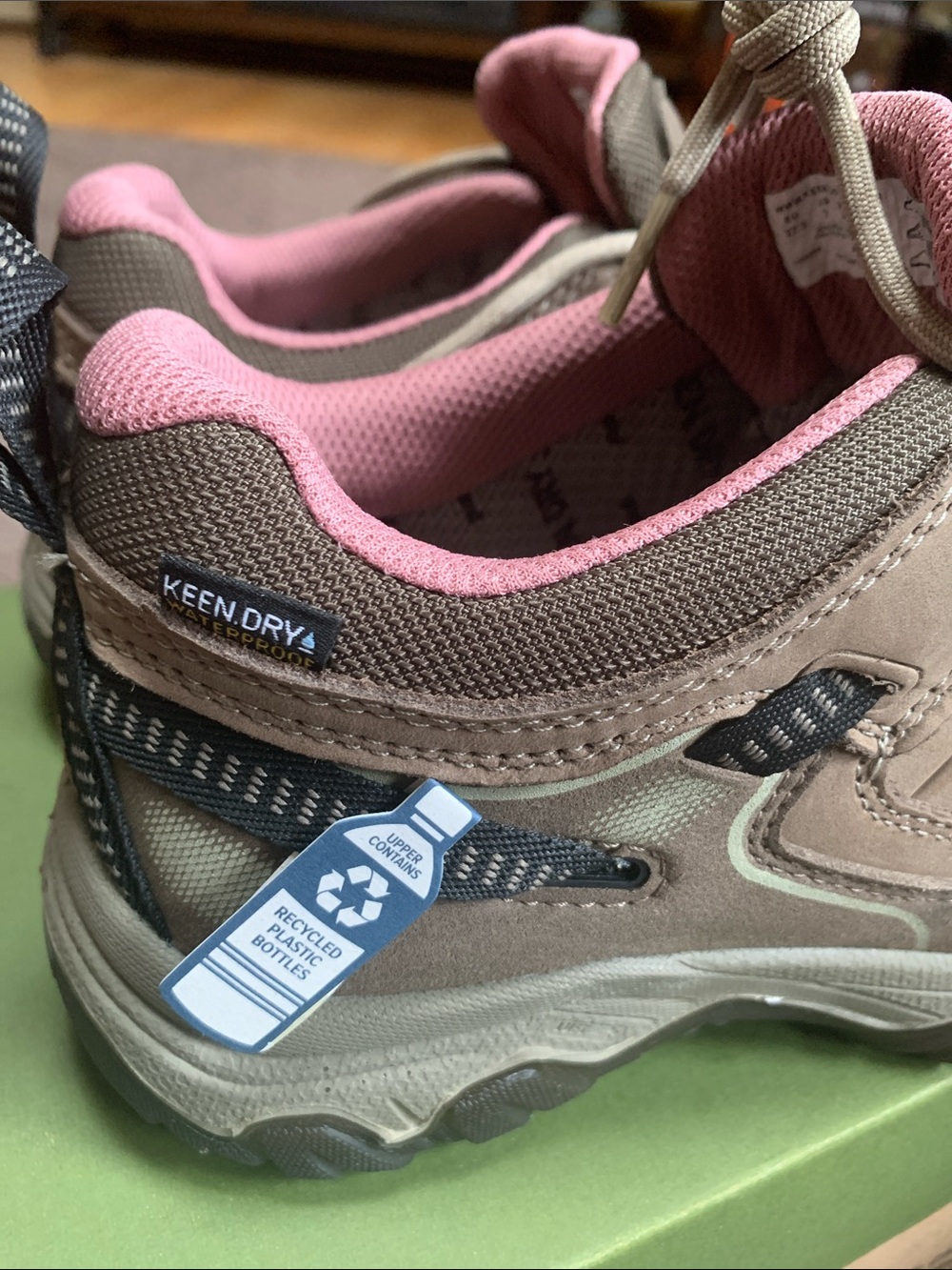 Keen Women's Brindle/Nostalgia Rose Targhee Iv Hiking Shoes with Pink Lining - Picture 5 of 6